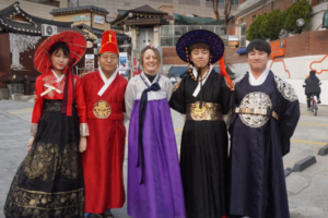 Leeds English language School Teachr Ione visits Korea