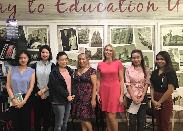 Leeds English Language School Teachers visit Thailand